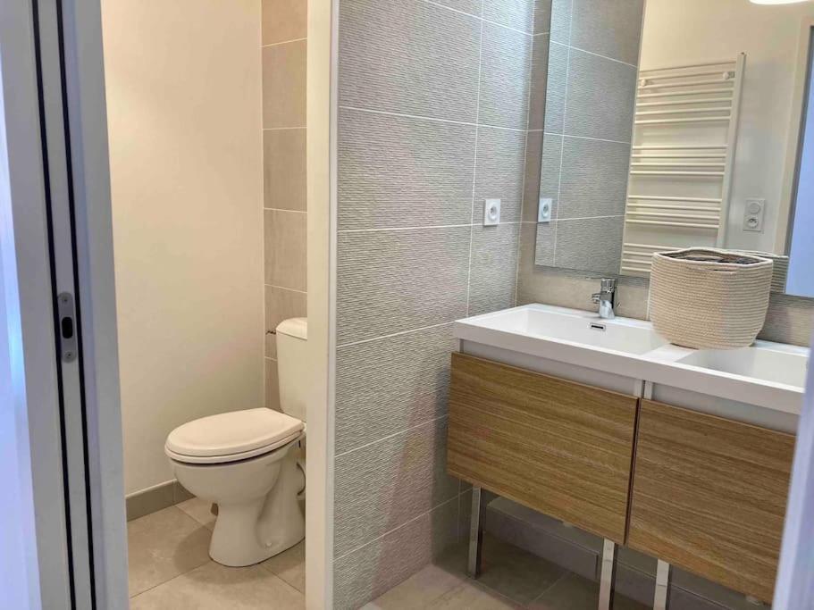 Quai Sud - Gare, 100 M2, Parking, Wifi, Superette, Lave Linge Apartment Angers Bagian luar foto