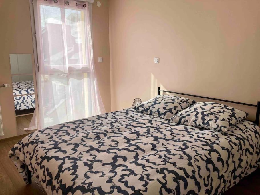 Quai Sud - Gare, 100 M2, Parking, Wifi, Superette, Lave Linge Apartment Angers Bagian luar foto